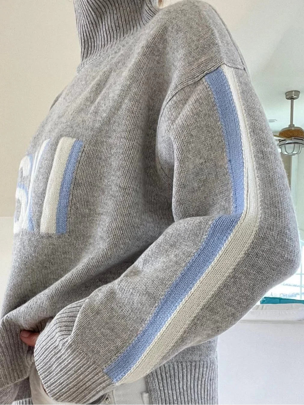 Cozy Oversized Turtleneck Sweater for Women - Image 3