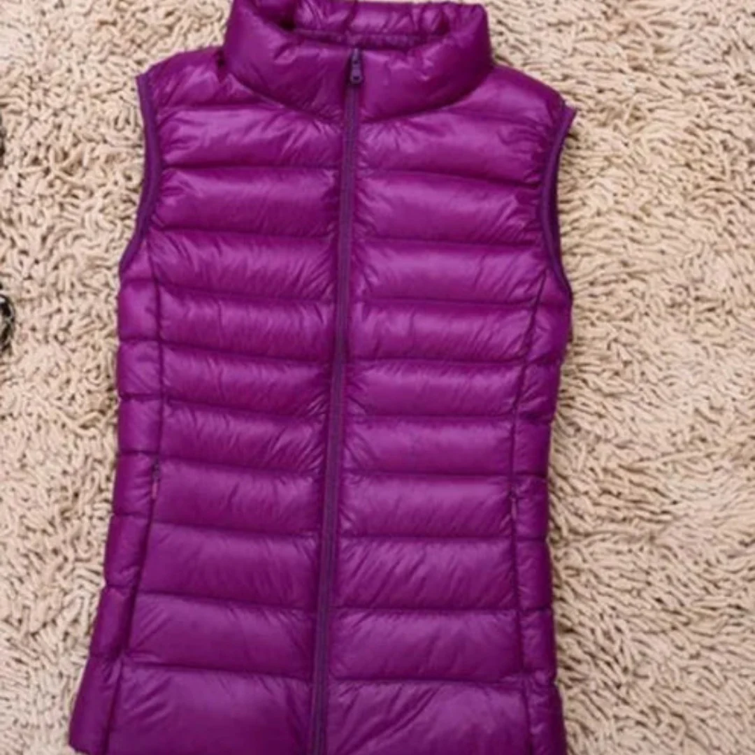 Lightweight Quilted Sleeveless Puffer Vest for Women - Image 12
