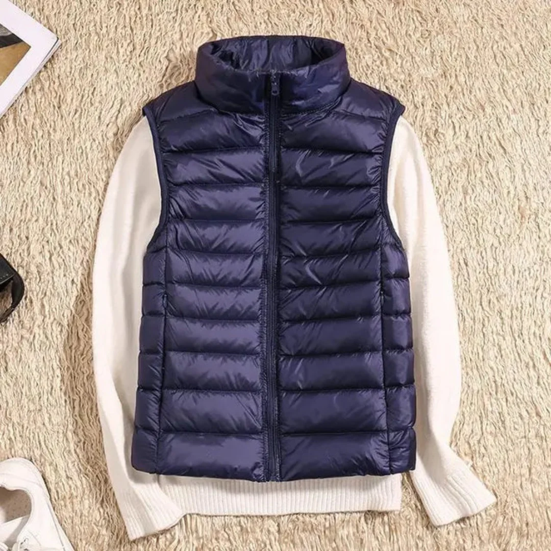 Lightweight Quilted Sleeveless Puffer Vest for Women - Image 4