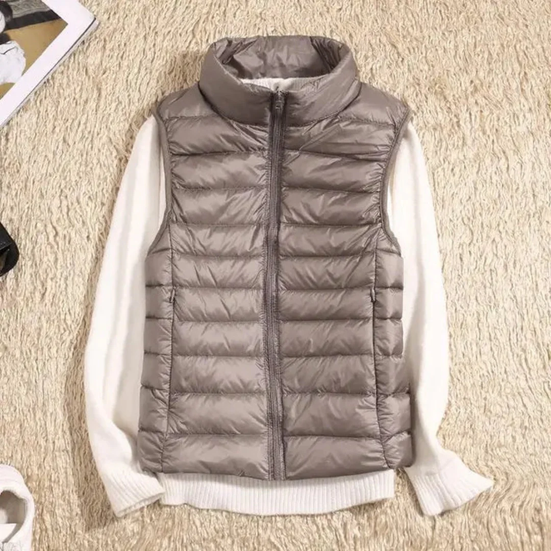 Lightweight Quilted Sleeveless Puffer Vest for Women - Image 5