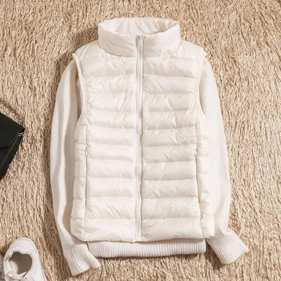 Lightweight Quilted Sleeveless Puffer Vest for Women - Image 7