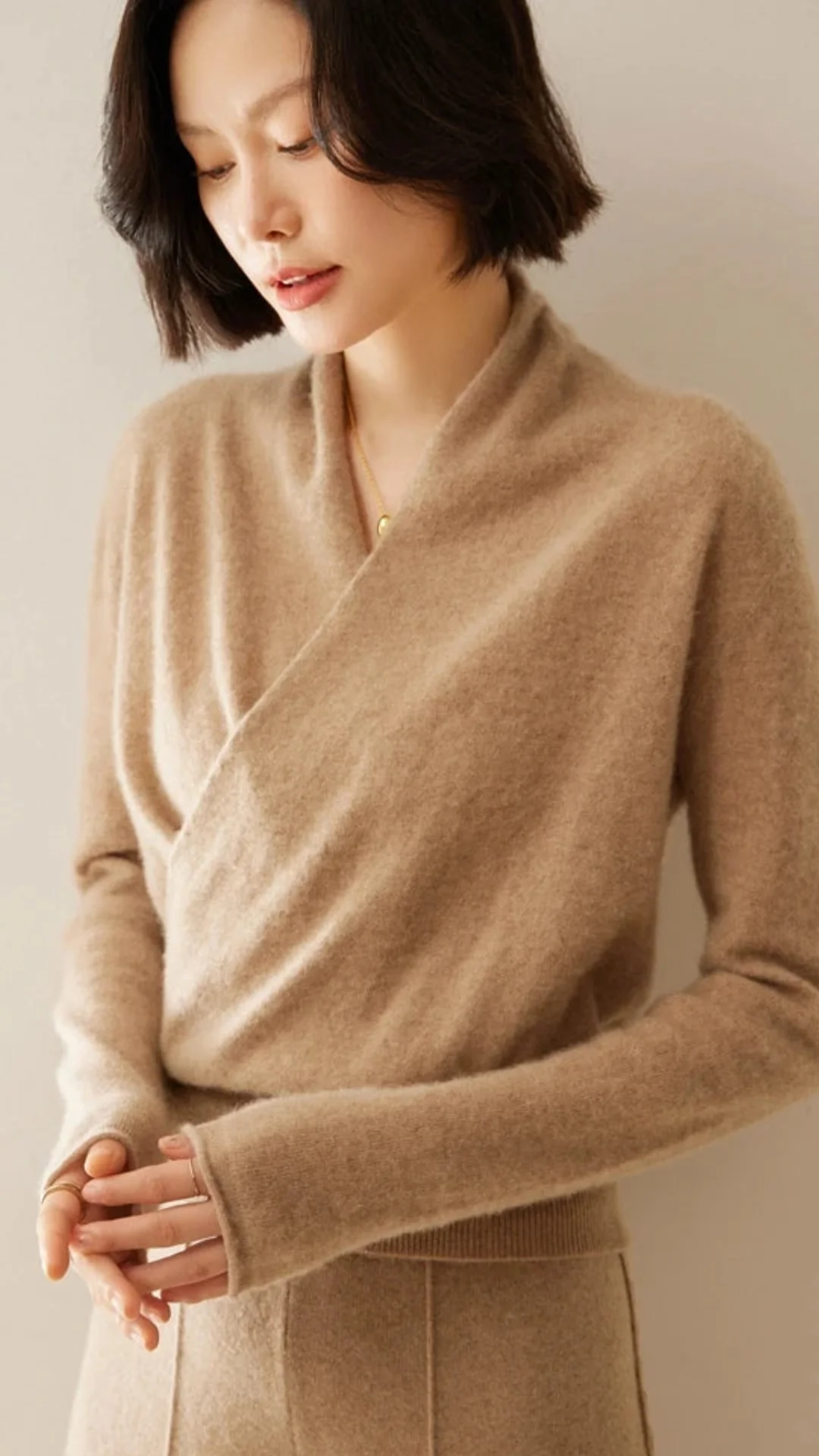 V-Neck Wrap Cashmere Sweater for Women - Image 13