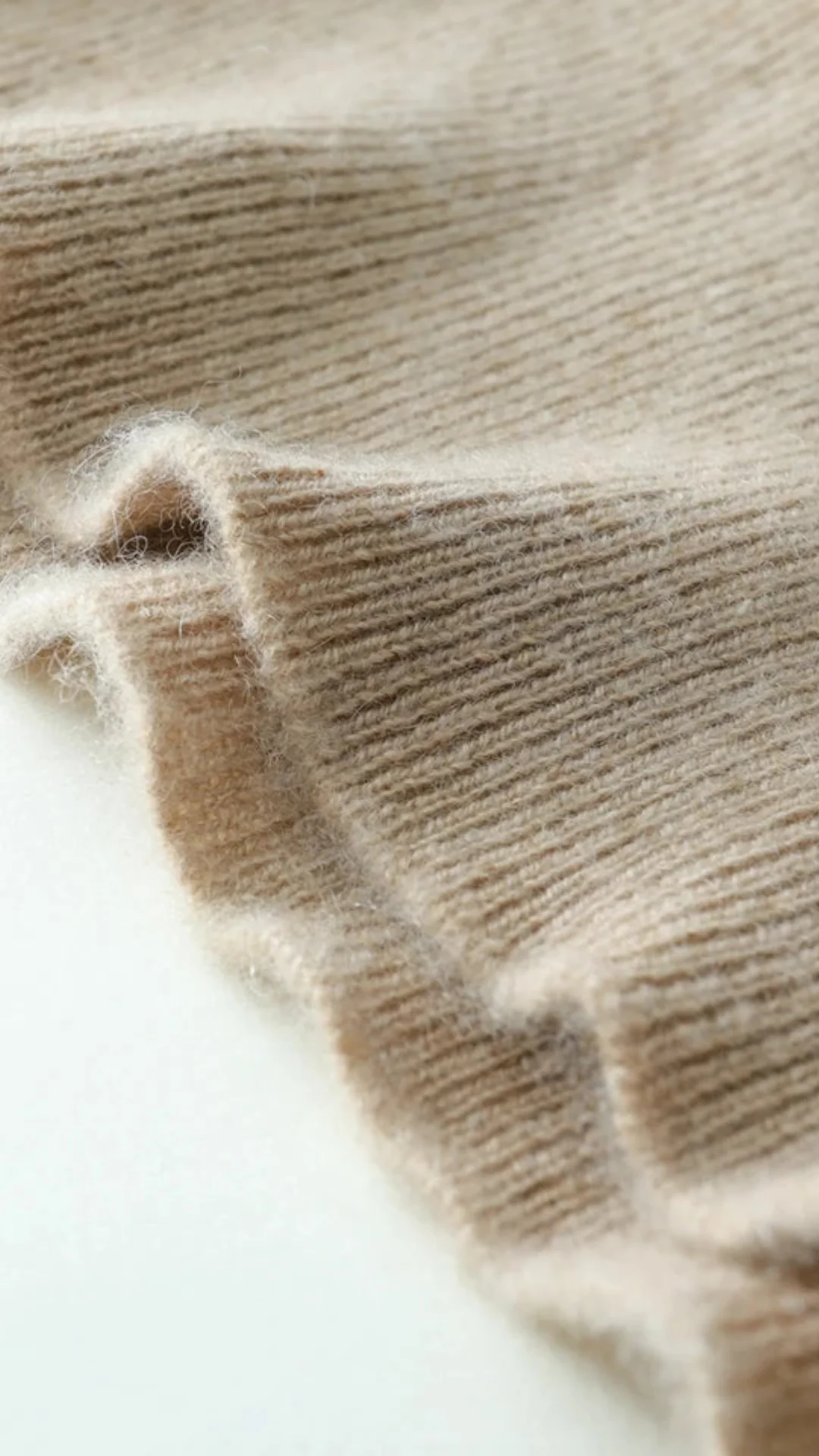 V-Neck Wrap Cashmere Sweater for Women - Image 15