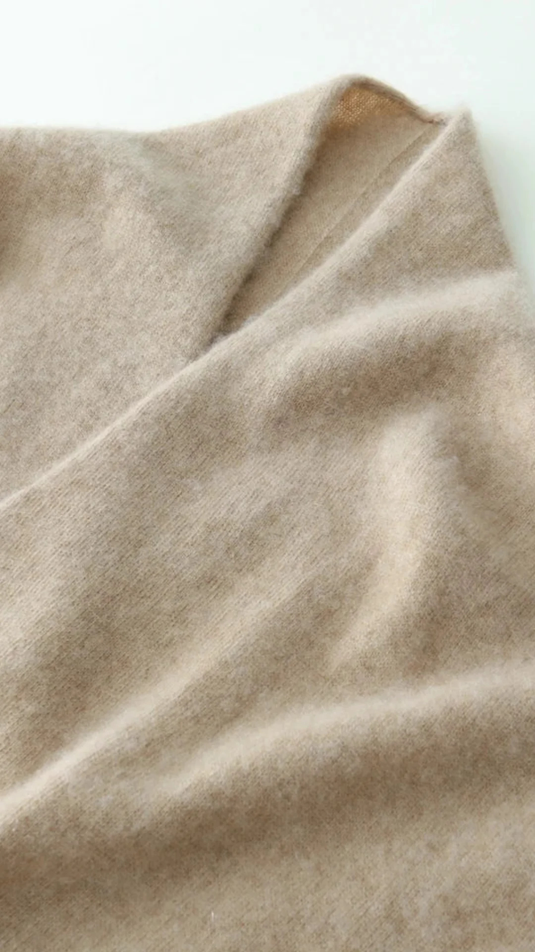 V-Neck Wrap Cashmere Sweater for Women - Image 19