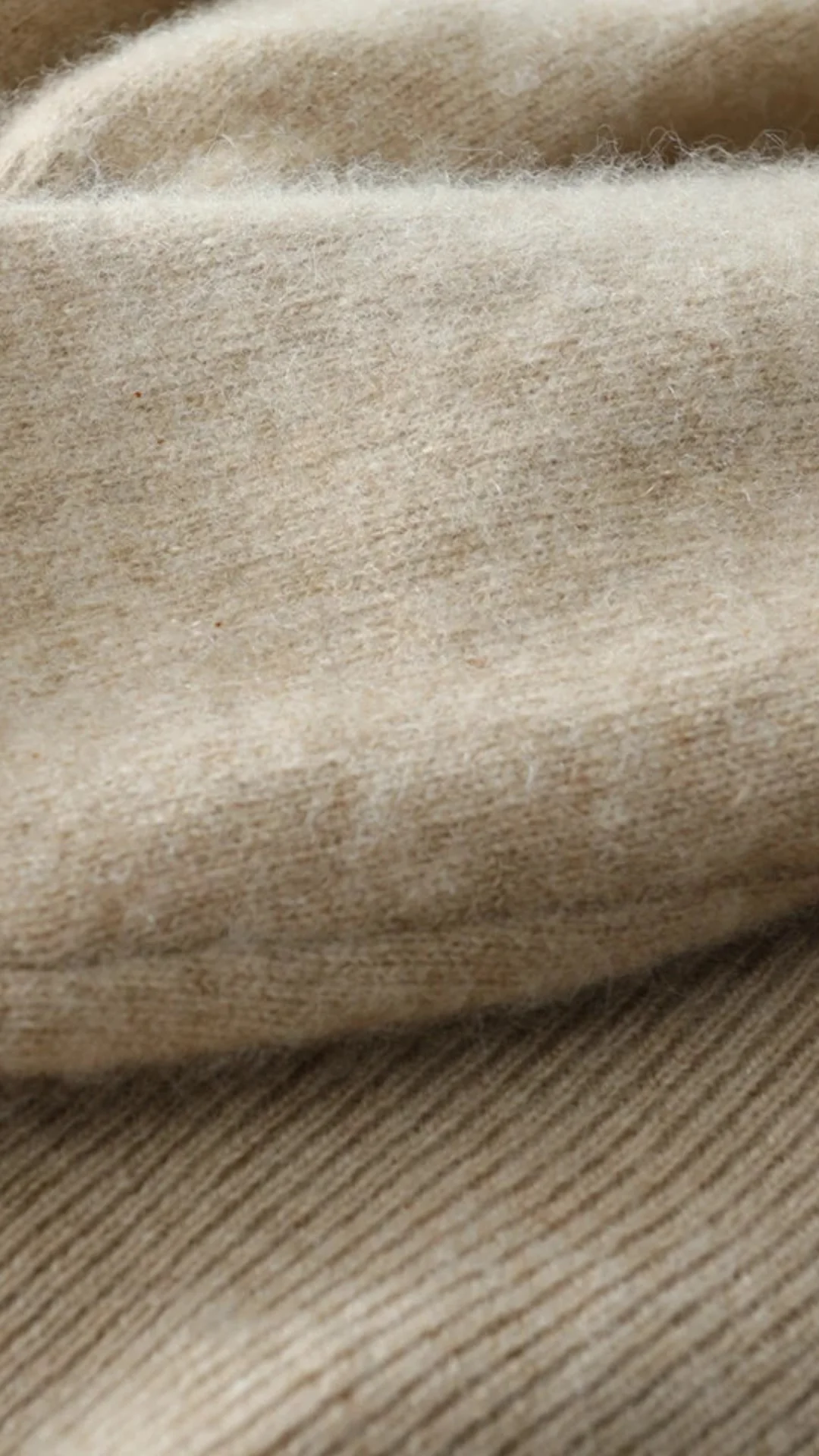 V-Neck Wrap Cashmere Sweater for Women - Image 20