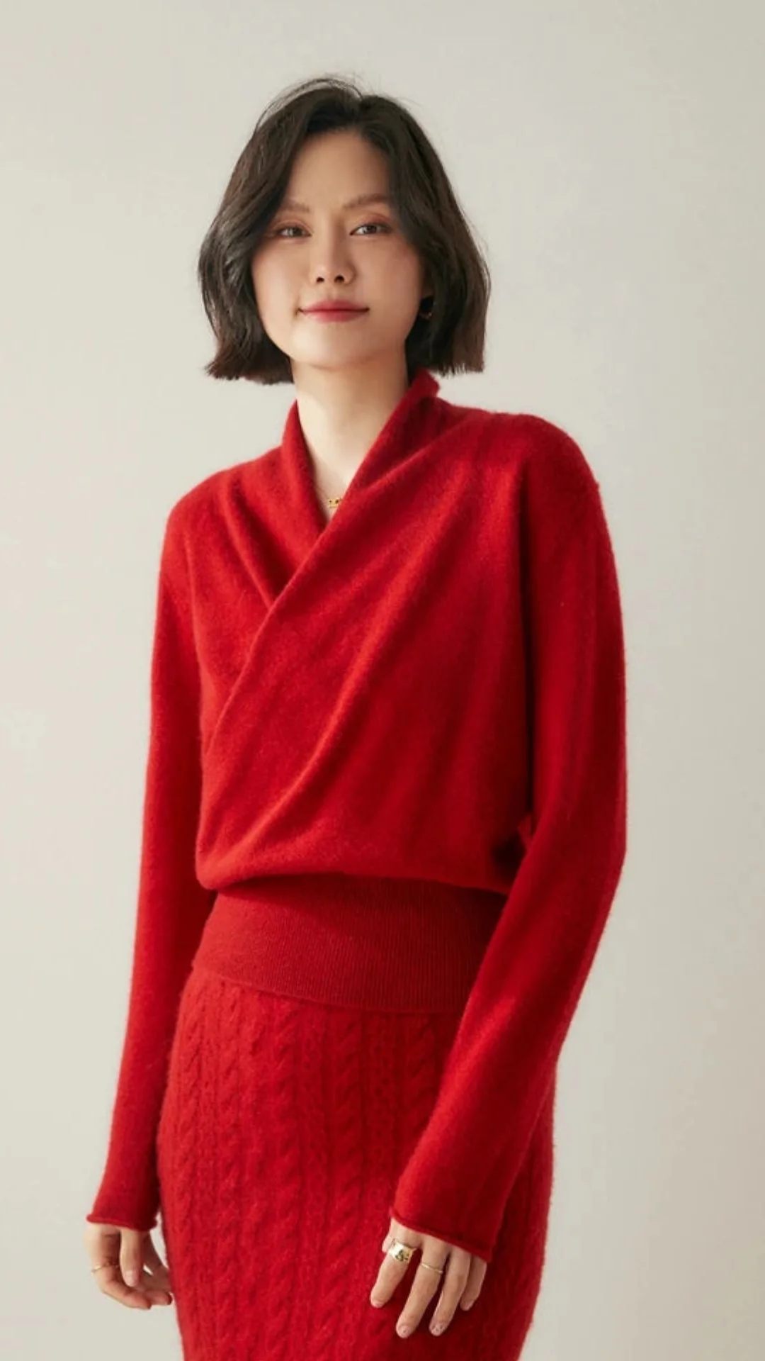 V-Neck Wrap Cashmere Sweater for Women - Image 7