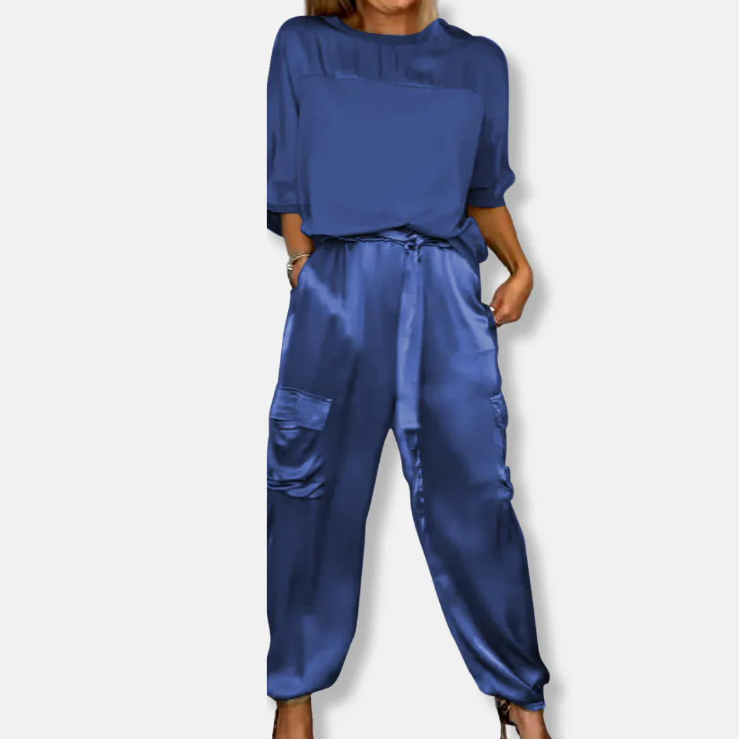 Women’s Relaxed Fit Two Piece Loungewear Set - Image 10