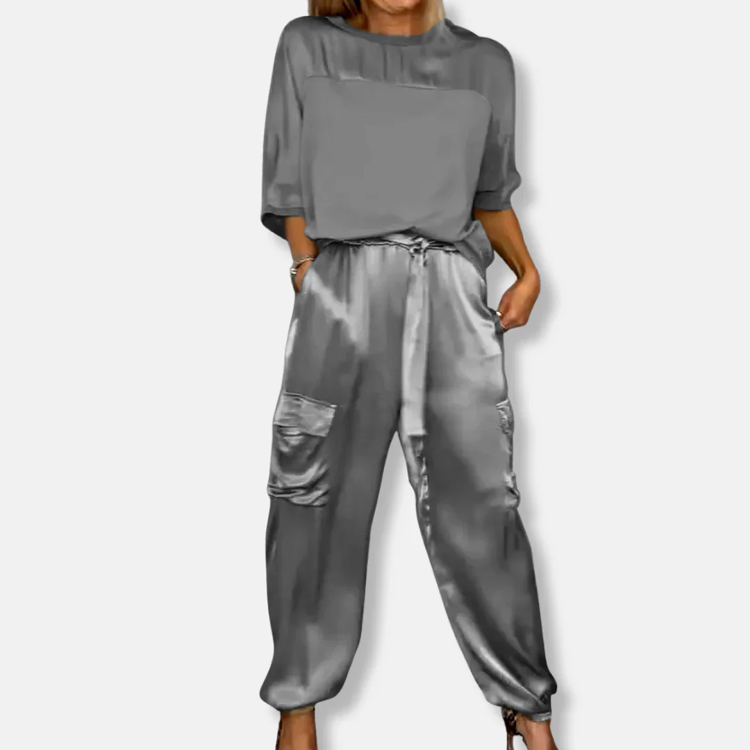 Women’s Relaxed Fit Two Piece Loungewear Set - Image 11
