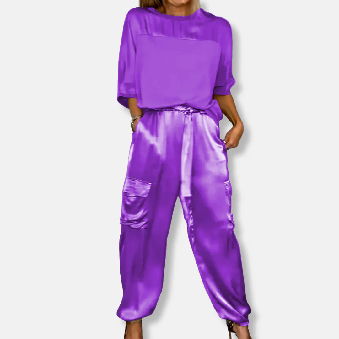 Women’s Relaxed Fit Two Piece Loungewear Set - Image 4
