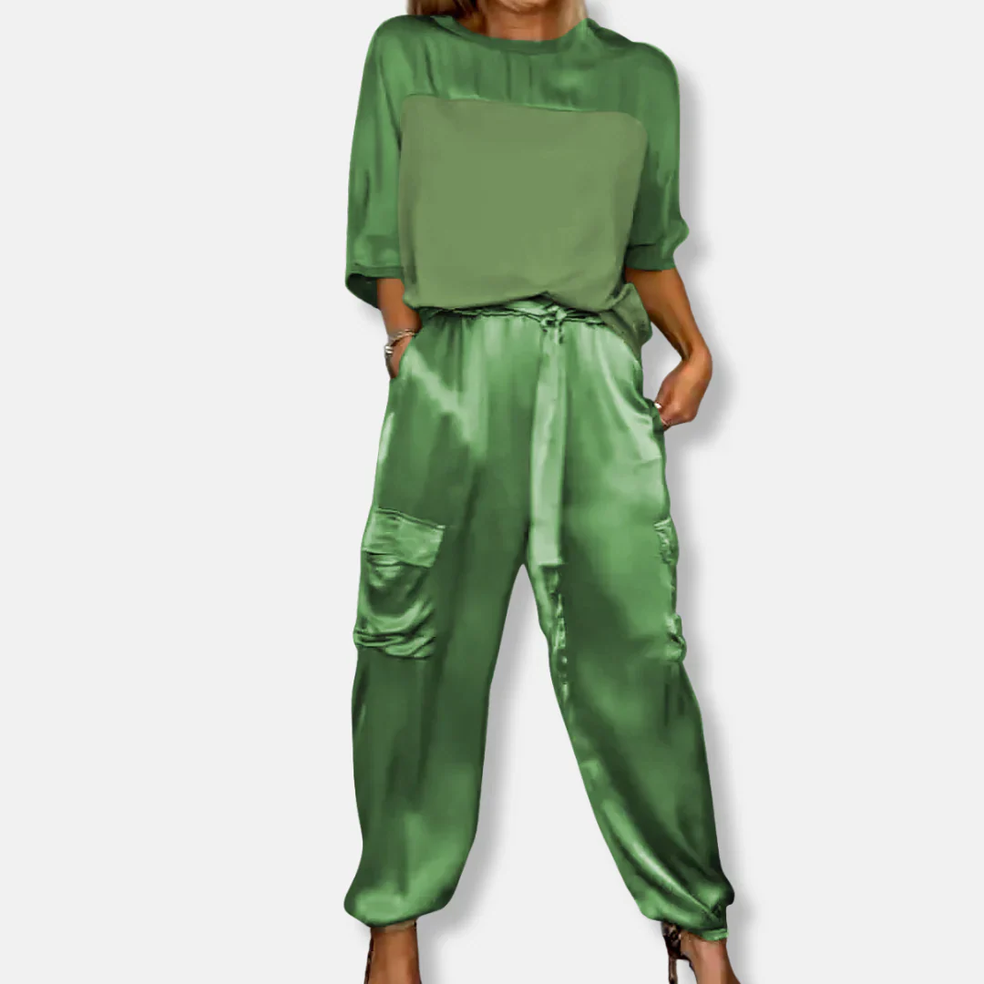 Women’s Relaxed Fit Two Piece Loungewear Set - Image 5