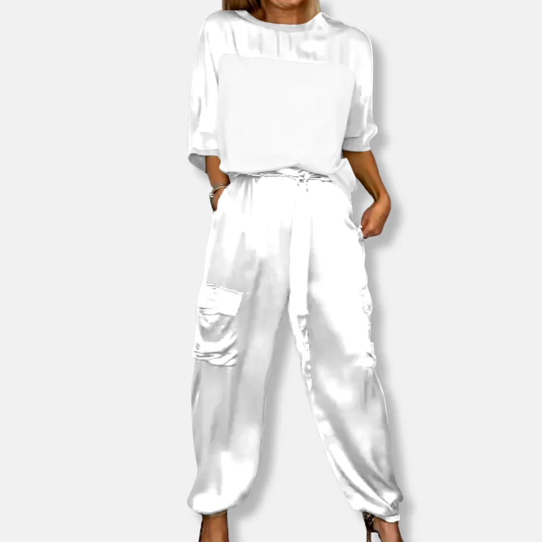 Women’s Relaxed Fit Two Piece Loungewear Set - Image 7