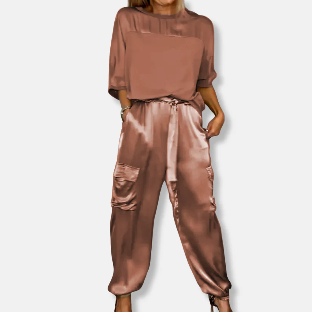 Women’s Relaxed Fit Two Piece Loungewear Set - Image 8