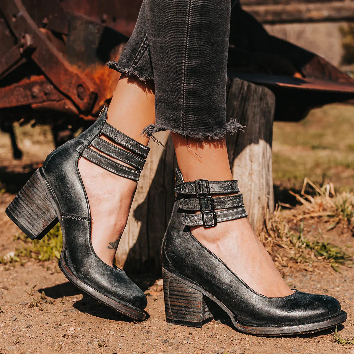 Women’s Vintage Triple Strap Heels - Image 7
