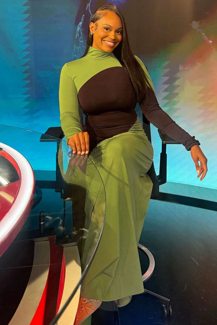 Women’s Chic Colorblock Turtle Neck Maxi Dress - Image 9