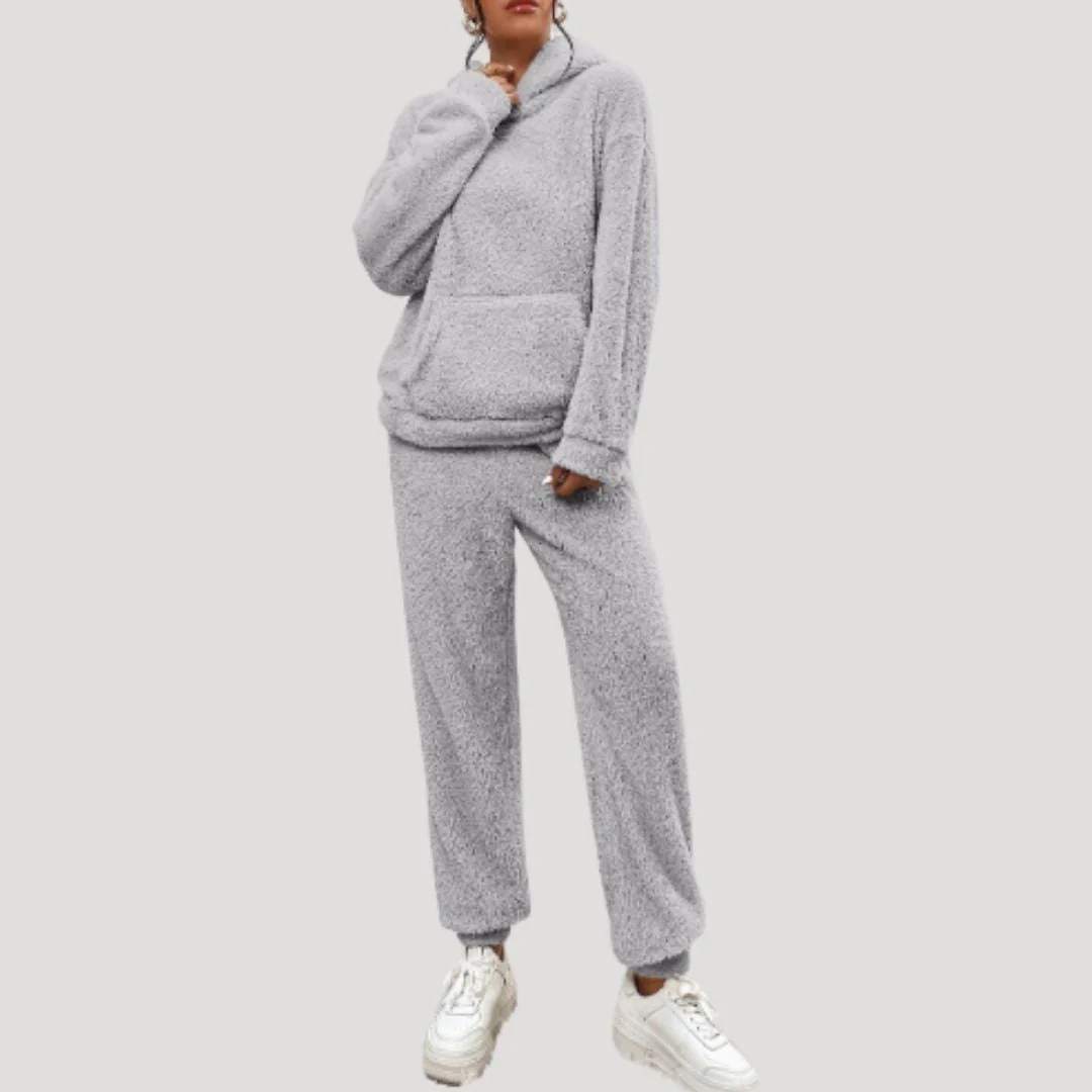 Women's Cozy Two Piece Fleece Loungewear Set - Image 7