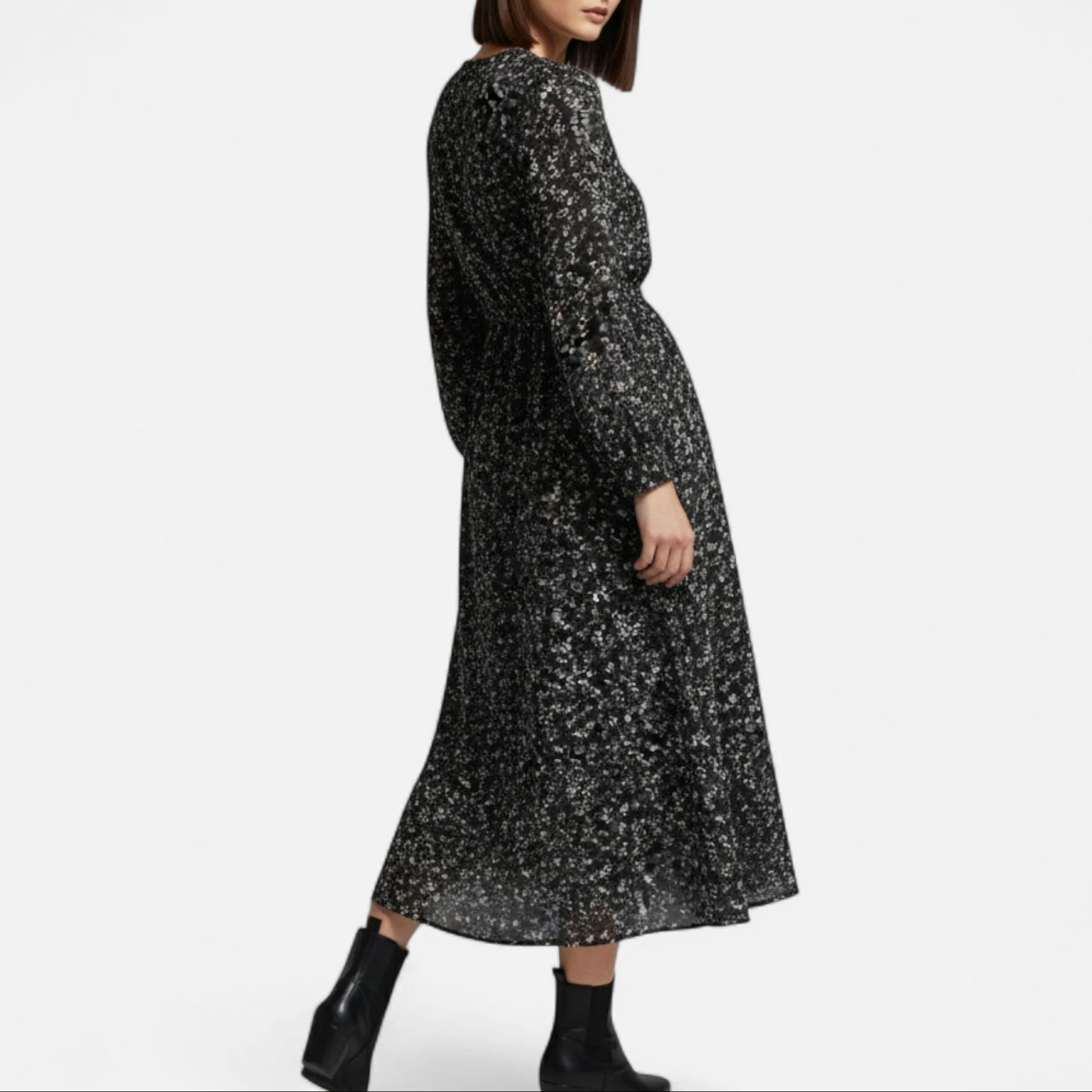 Women’s Elegant Black Long Sleeve Floral Midi Dress - Image 4